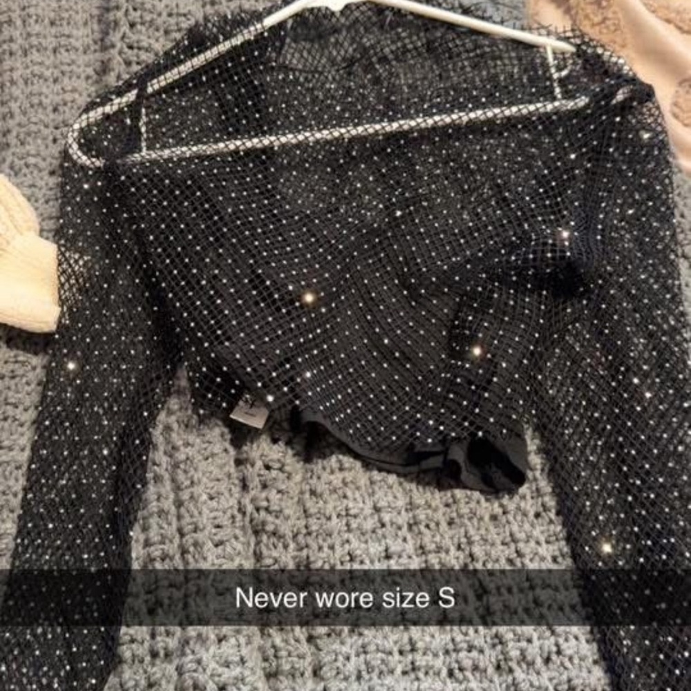Sincerely Jules Black and Silver Crop Top